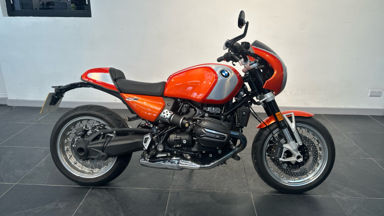 BMW R12 (24MY)
